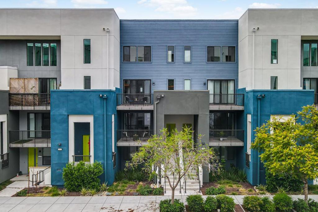 3229 Accelerator Avenue 1005