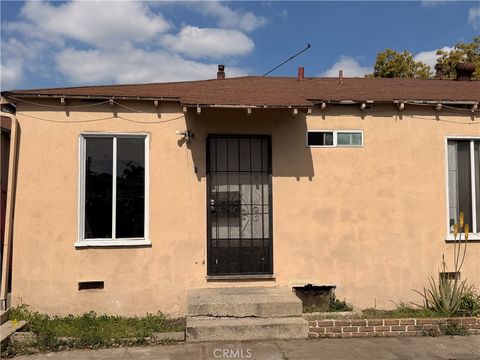 Photo of 8930 Kauffman Avenue #B, South Gate, CA 90280 (MLS # DW26054366)