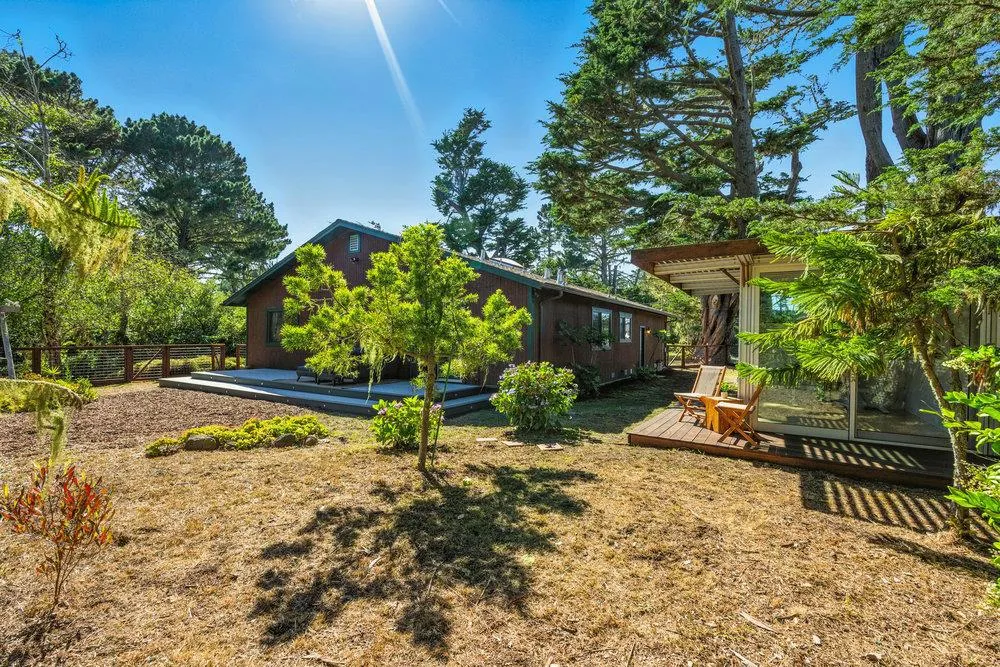 Moss Beach, California 94038, United States, 3 Bedrooms Bedrooms, ,2 BathroomsBathrooms,Residential,Active,195194