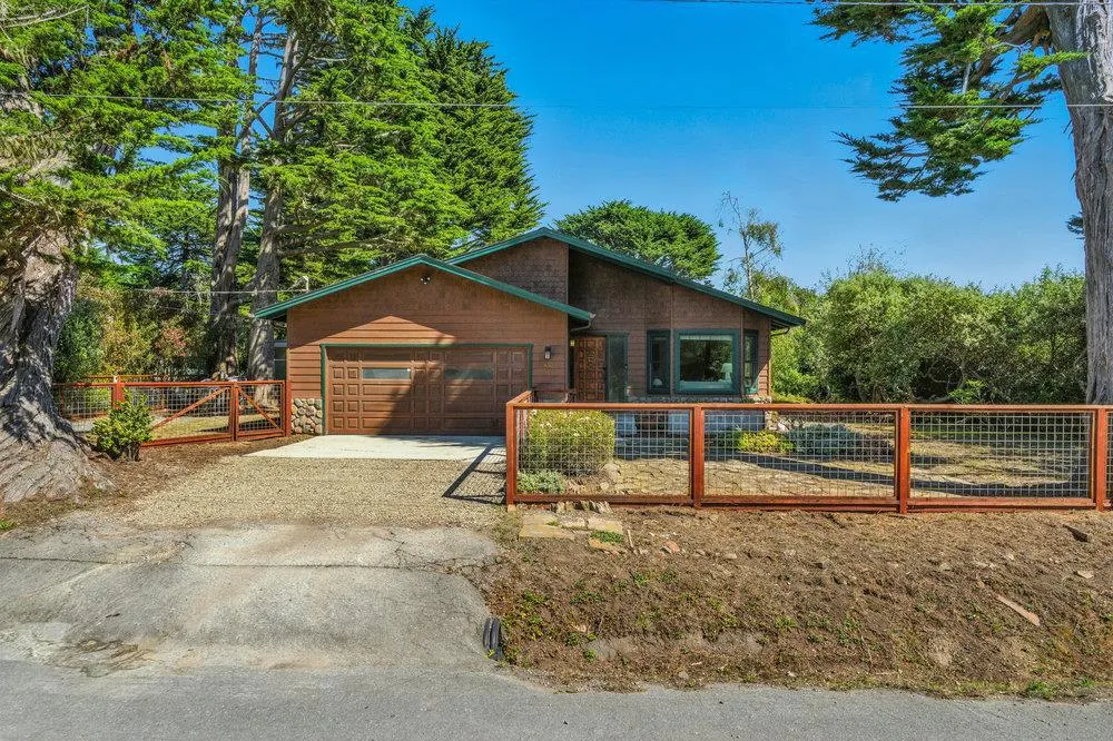Moss Beach, California 94038, United States, 3 Bedrooms Bedrooms, ,2 BathroomsBathrooms,Residential,Active,195194