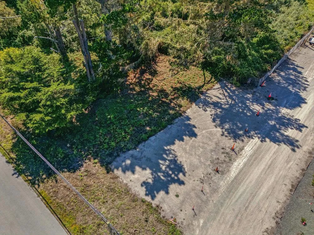 Moss Beach, California 94038, United States, 3 Bedrooms Bedrooms, ,2 BathroomsBathrooms,Residential,Active,195194