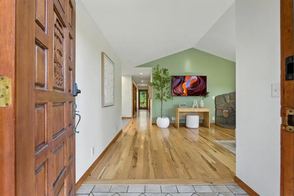 Moss Beach, California 94038, United States, 3 Bedrooms Bedrooms, ,2 BathroomsBathrooms,Residential,Active,195194