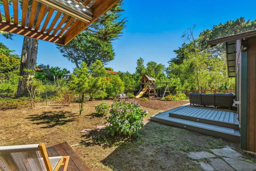 Moss Beach, California 94038, United States, 3 Bedrooms Bedrooms, ,2 BathroomsBathrooms,Residential,Active,195194