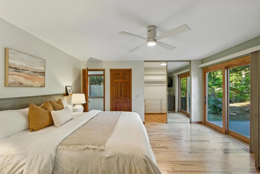 Moss Beach, California 94038, United States, 3 Bedrooms Bedrooms, ,2 BathroomsBathrooms,Residential,Active,195194