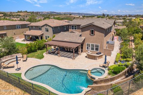 Photo of 13112 Canyon Wren Court, Moorpark, CA 93021 (MLS # 226002552)