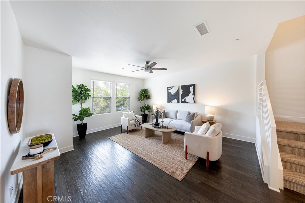 10 Beacon Way