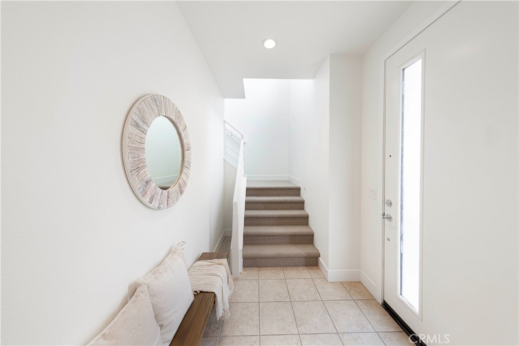 10 Beacon Way