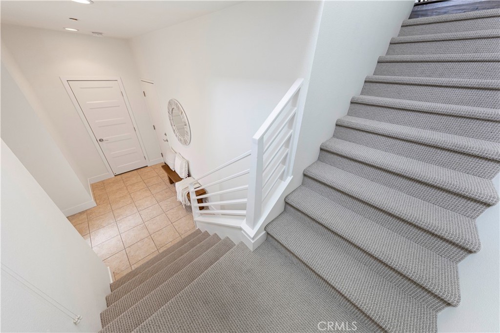 10 Beacon Way