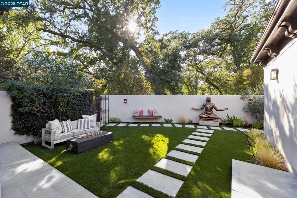 DIABLO C.C. - Residential