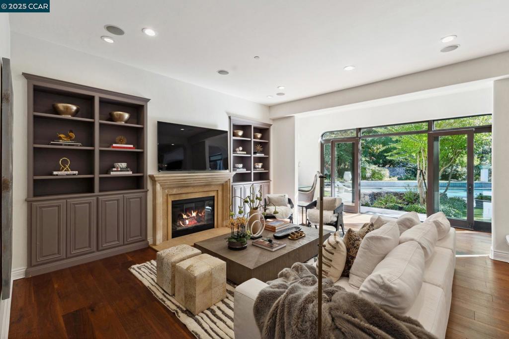 DIABLO C.C. - Residential