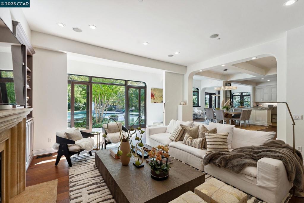 DIABLO C.C. - Residential