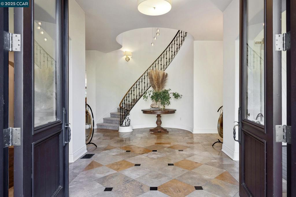 DIABLO C.C. - Residential