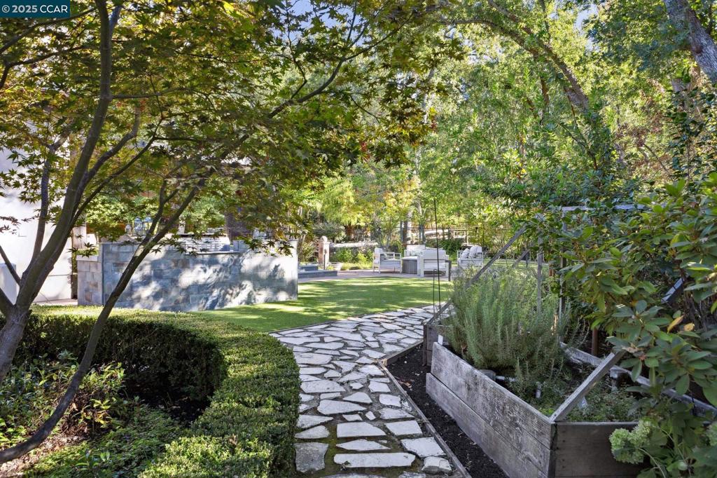 DIABLO C.C. - Residential