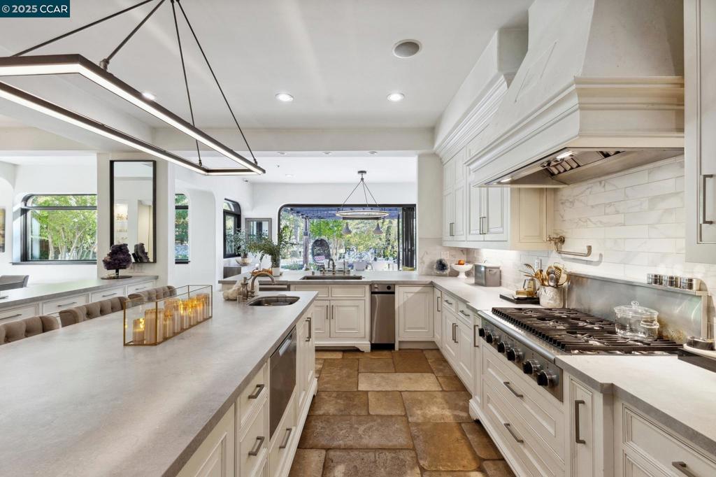 DIABLO C.C. - Residential