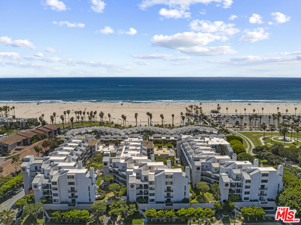 Beach living at its best! Fabulous affordable Newly remodeled apartment at Sea Colony II. Santa Monica's prime oceanfront location with all-new fixtures, quartz counters, lighting, and luxury vinyl flooring throughout! The complex features a heated saline solution pool, 3 spas, a sauna, a fitness center, a community rec room (with full kitchen) and BBQ, 24-hour security, gate-guarded, underground secured parking. Across the street from Santa Monica Beach and Adjacent to public tennis courts & basketball courts. Surrounded by prime shopping & restaurants @Main St, Rose Ave restaurants, upscale Abbot Kinney shopping, Santa Monica Place, the 3rd St Promenade, and the Santa Monica Pier. A must-see! Pets are allowed as per association rules.