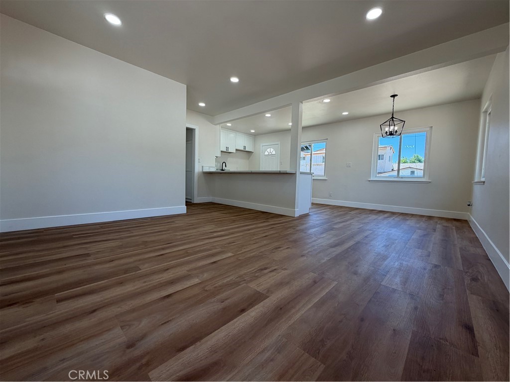 1541 W 16th
