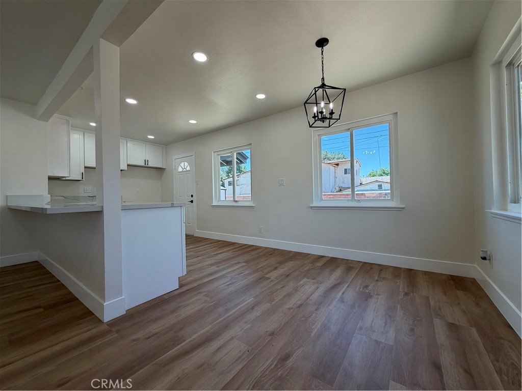 1541 W 16th