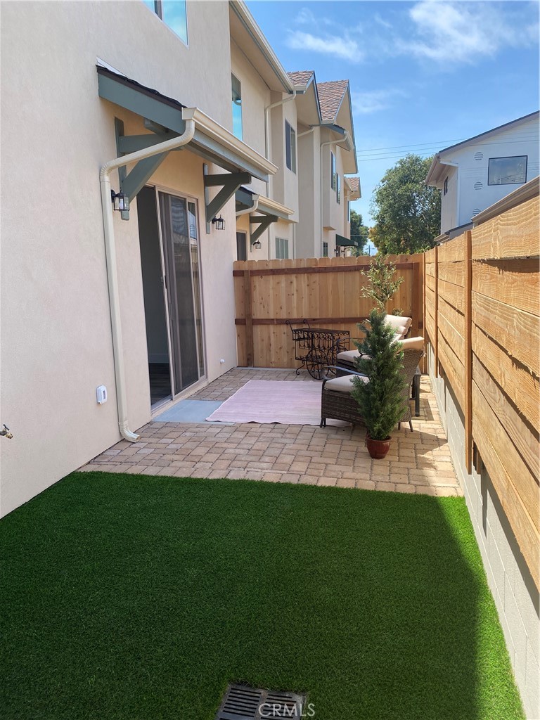West of 101(1000) - Residential