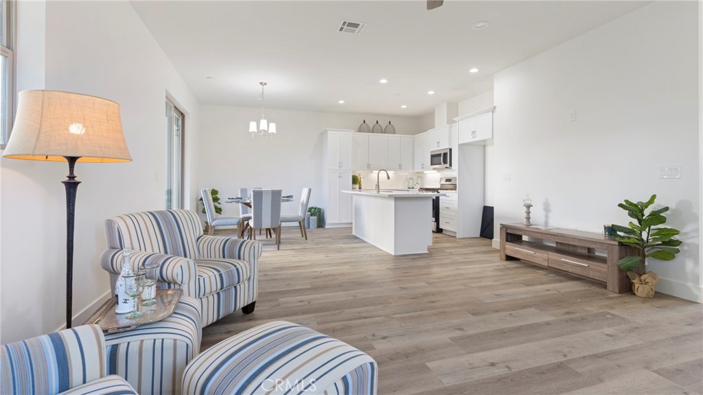 West of 101(1000) - Residential