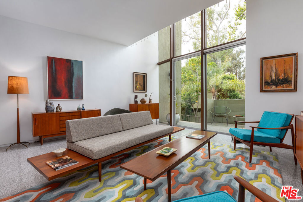 Properties 3 3625 Fredonia Drive 12