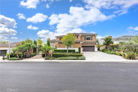2528 N San Miguel Orange CA 92867