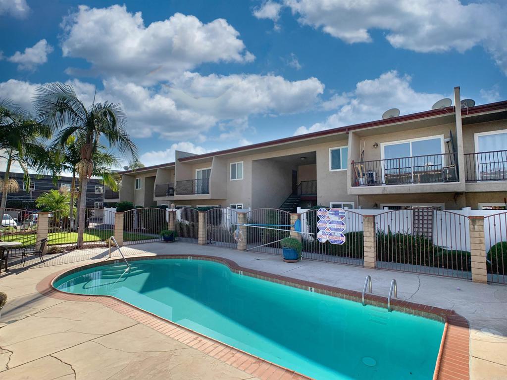 930 Peach Avenue 17