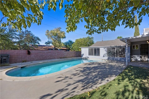Photo of 1058 E Avenue R2, Palmdale, CA 93550 (MLS # SR26183667)