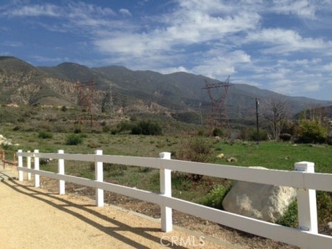 Photo of 5089 Skyline Road, Rancho Cucamonga, CA 91701 (MLS # CV26080661)