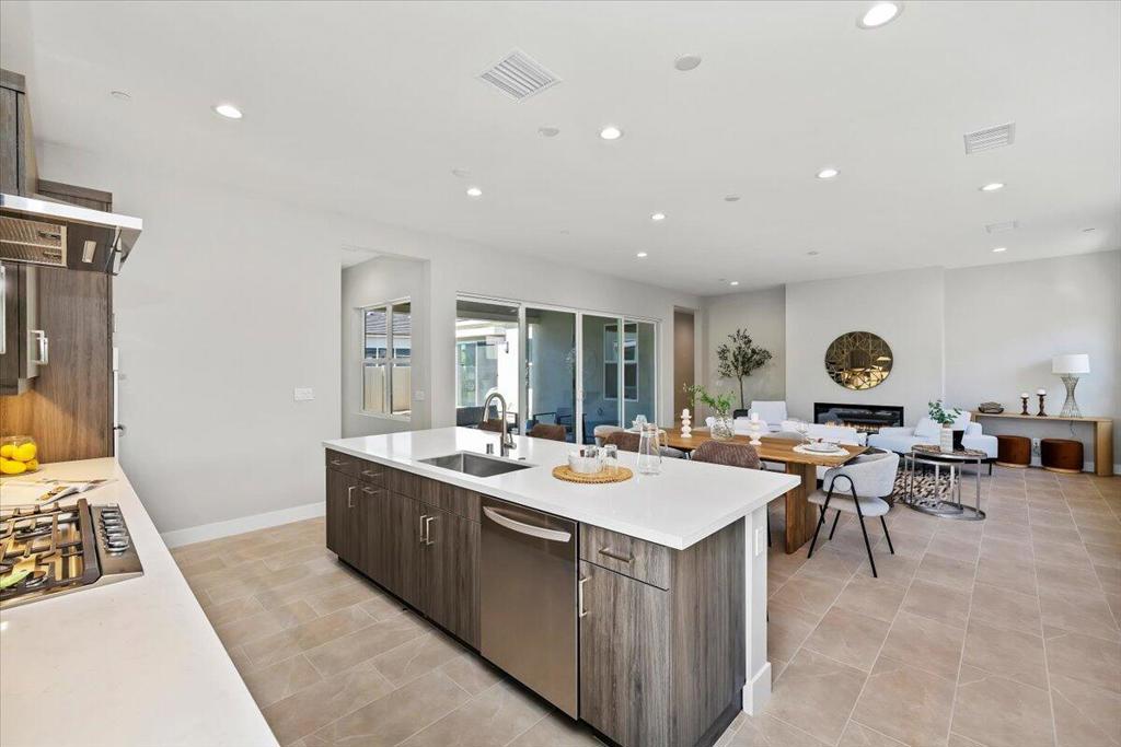 Rio Del Sol - Residential