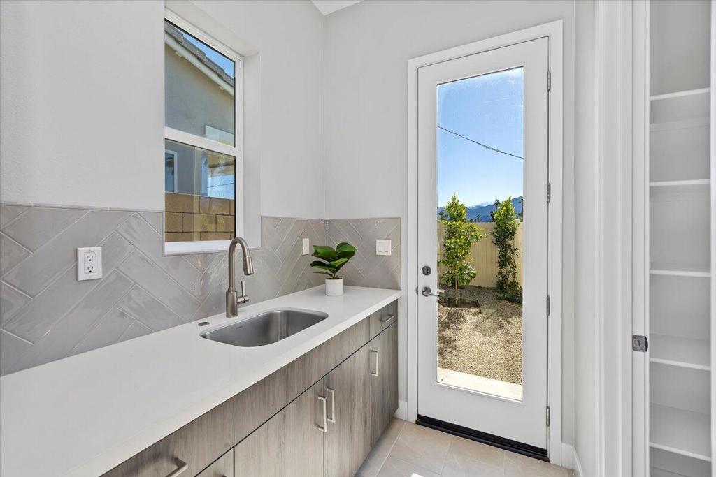 Rio Del Sol - Residential