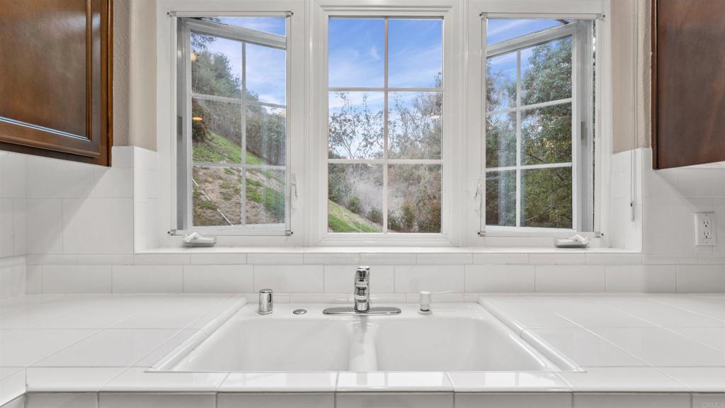 St. Tropez (STP) - Residential