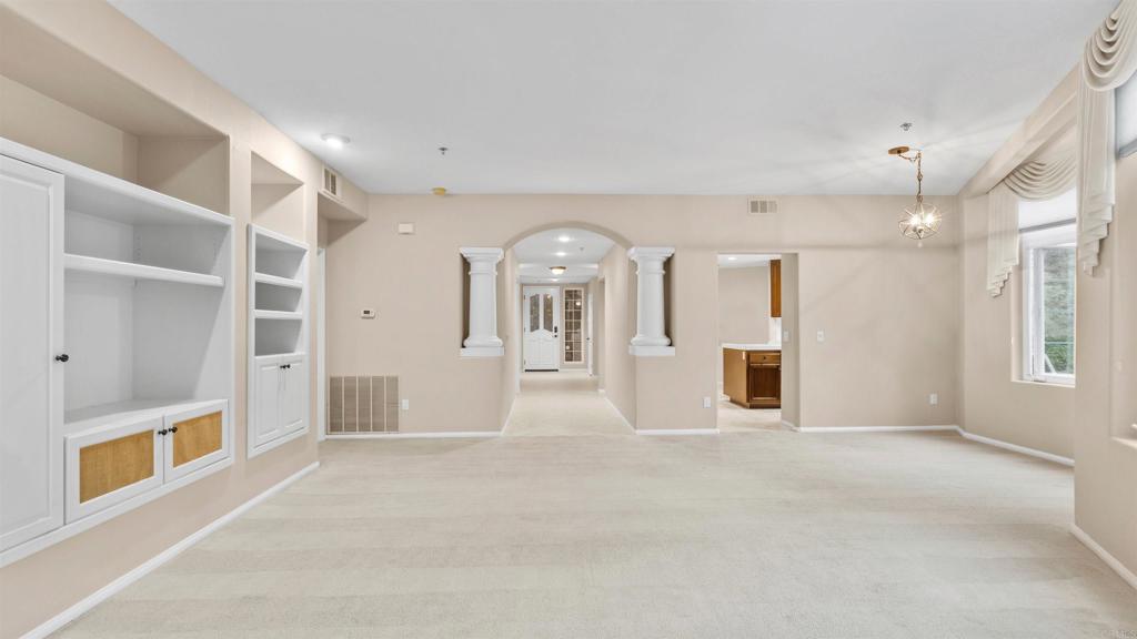 St. Tropez (STP) - Residential