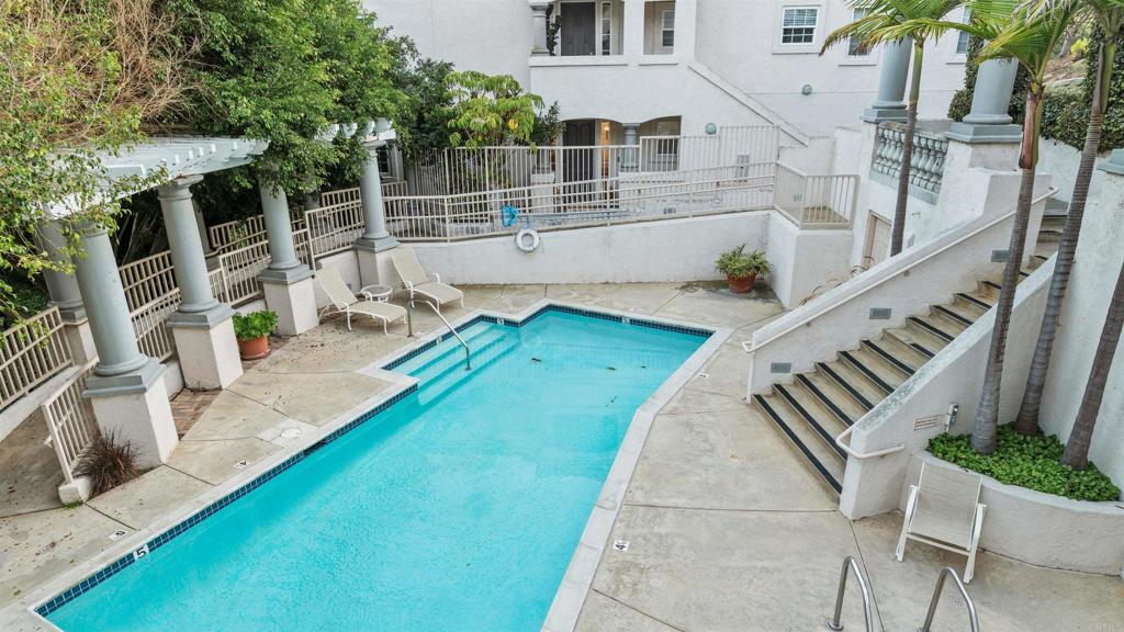 St. Tropez (STP) - Residential