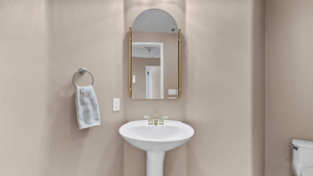 St. Tropez (STP) - Residential