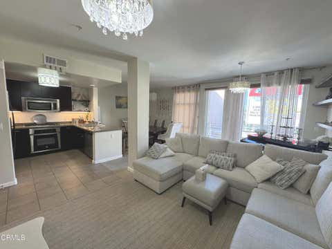 Photo of 250 N 1st Street #510, Burbank, CA 91502 (MLS # P1-28469)