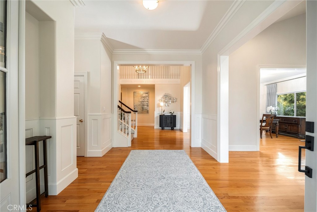 1320 N Raymond