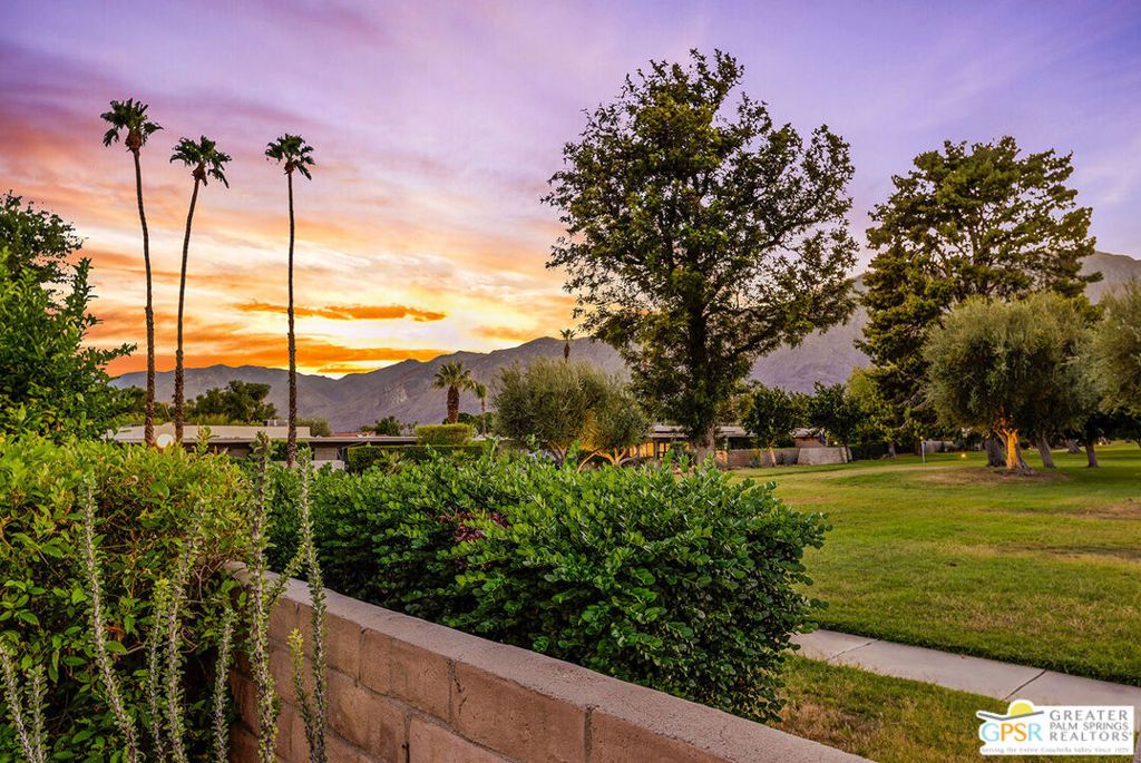 Photo of 1429 N Cerritos Drive, Palm Springs, CA 92262 (MLS # 26636179PS)