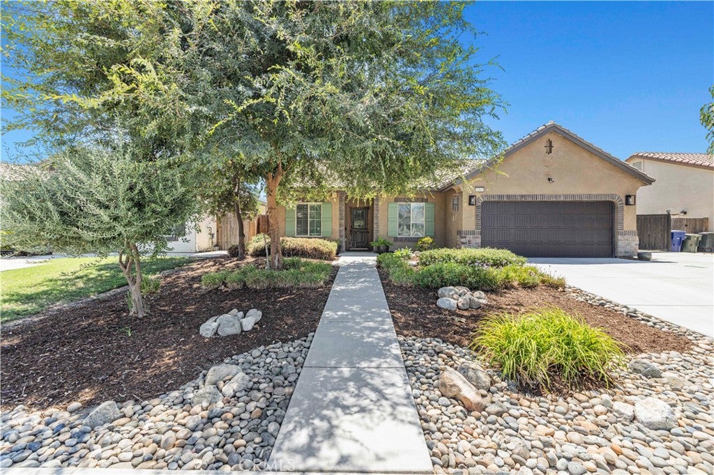 6303 Hathaway