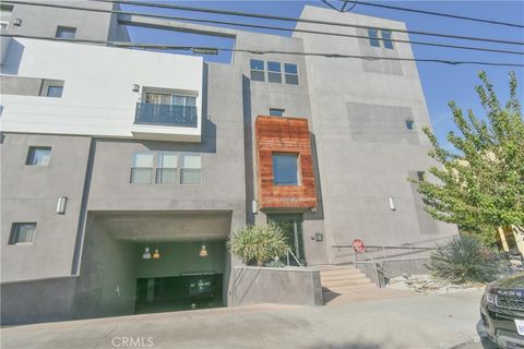 Photo of 11925 KLING Street #206, Valley Village, CA 91607 (MLS # SB26089433)