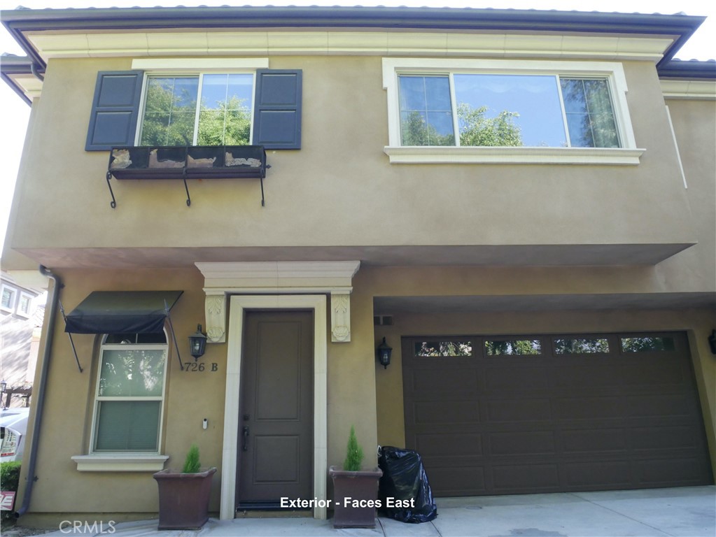 726 w huntington drive b