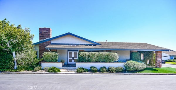 2 SANDBAR DR, CORONA DEL MAR, CA 92625 - Image bf4213dc2b0373d4341c65aa07c8d73f/1313254067