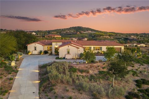 Photo of 7774 Kingdom Dr, Riverside, CA 92506 (MLS # IV26051237)