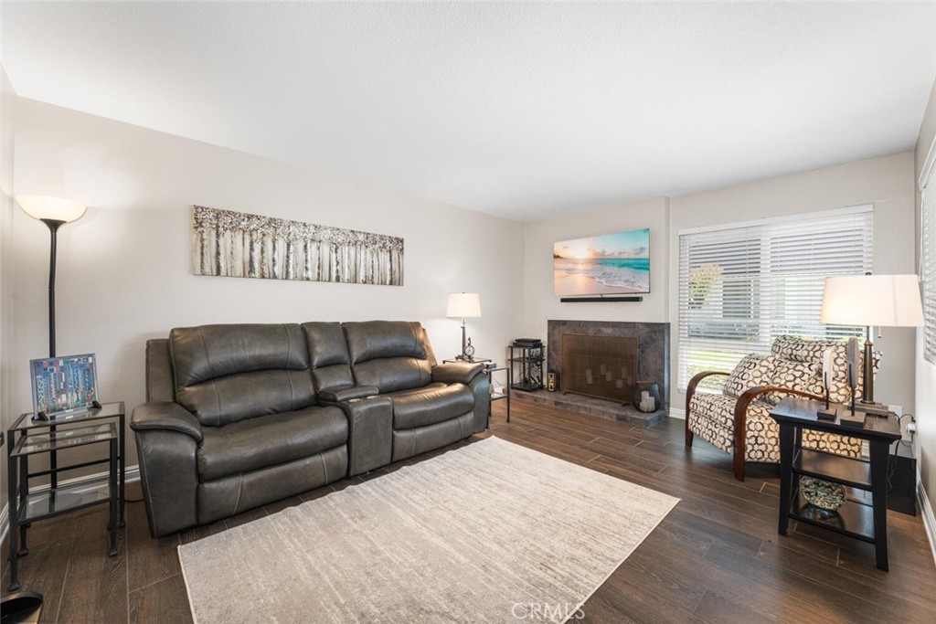 6898 Breton Way
