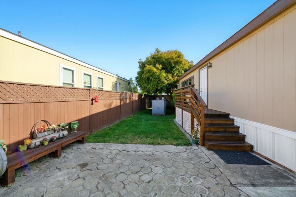 Properties 3 1117 Baldwin Street