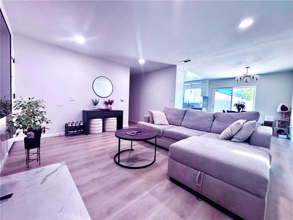 2969 Crestwood Place