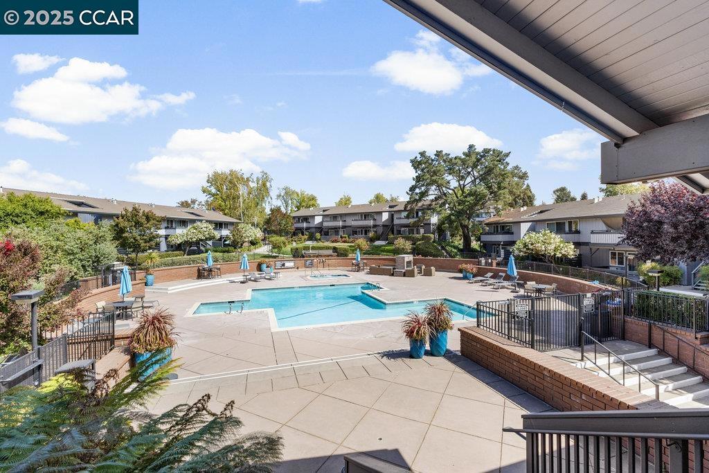 HEATHER FARMS - Residential