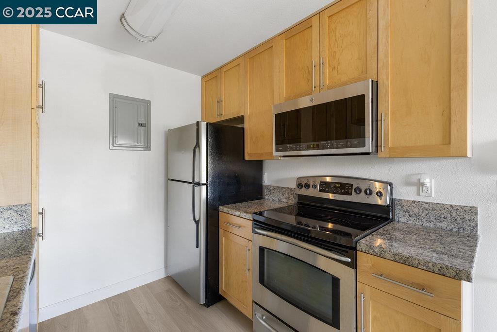 HEATHER FARMS - Residential
