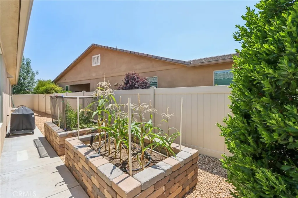 Hemet, California 92545, United States, 3 Bedrooms Bedrooms, ,3 BathroomsBathrooms,Residential,Active,186923