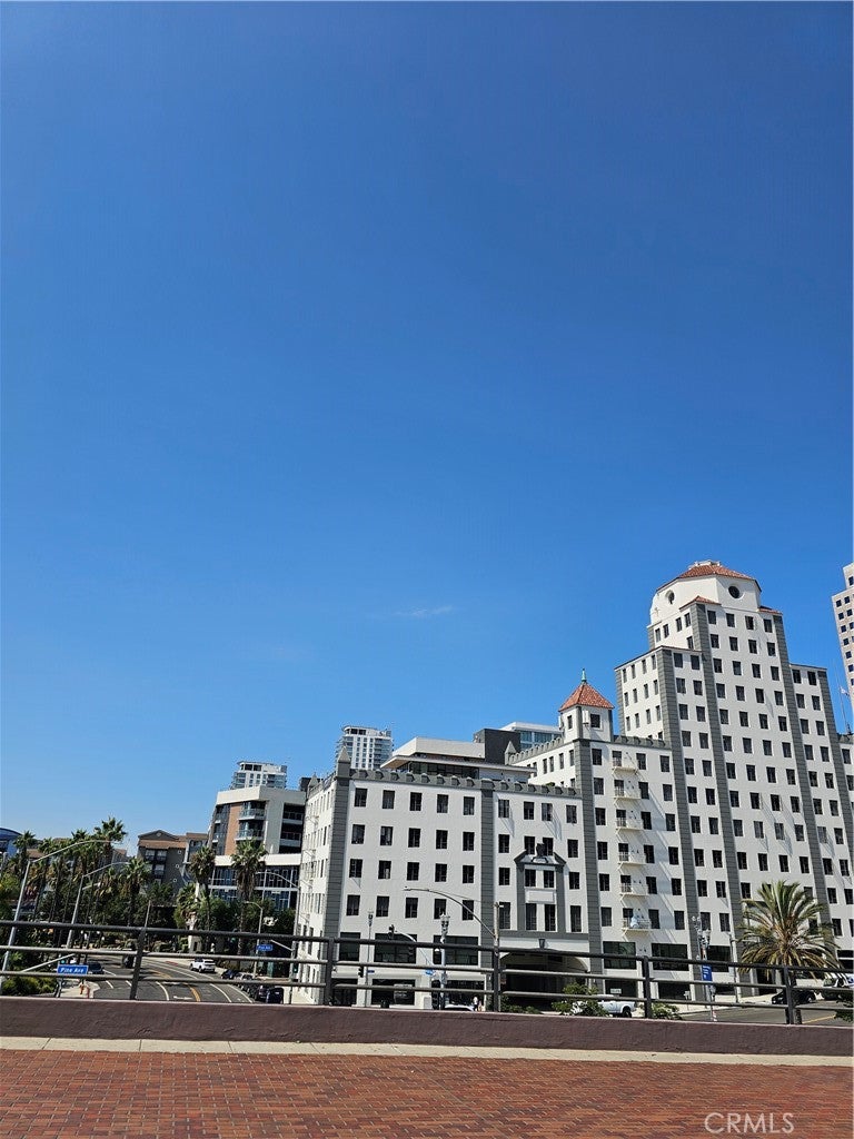 249 E Ocean