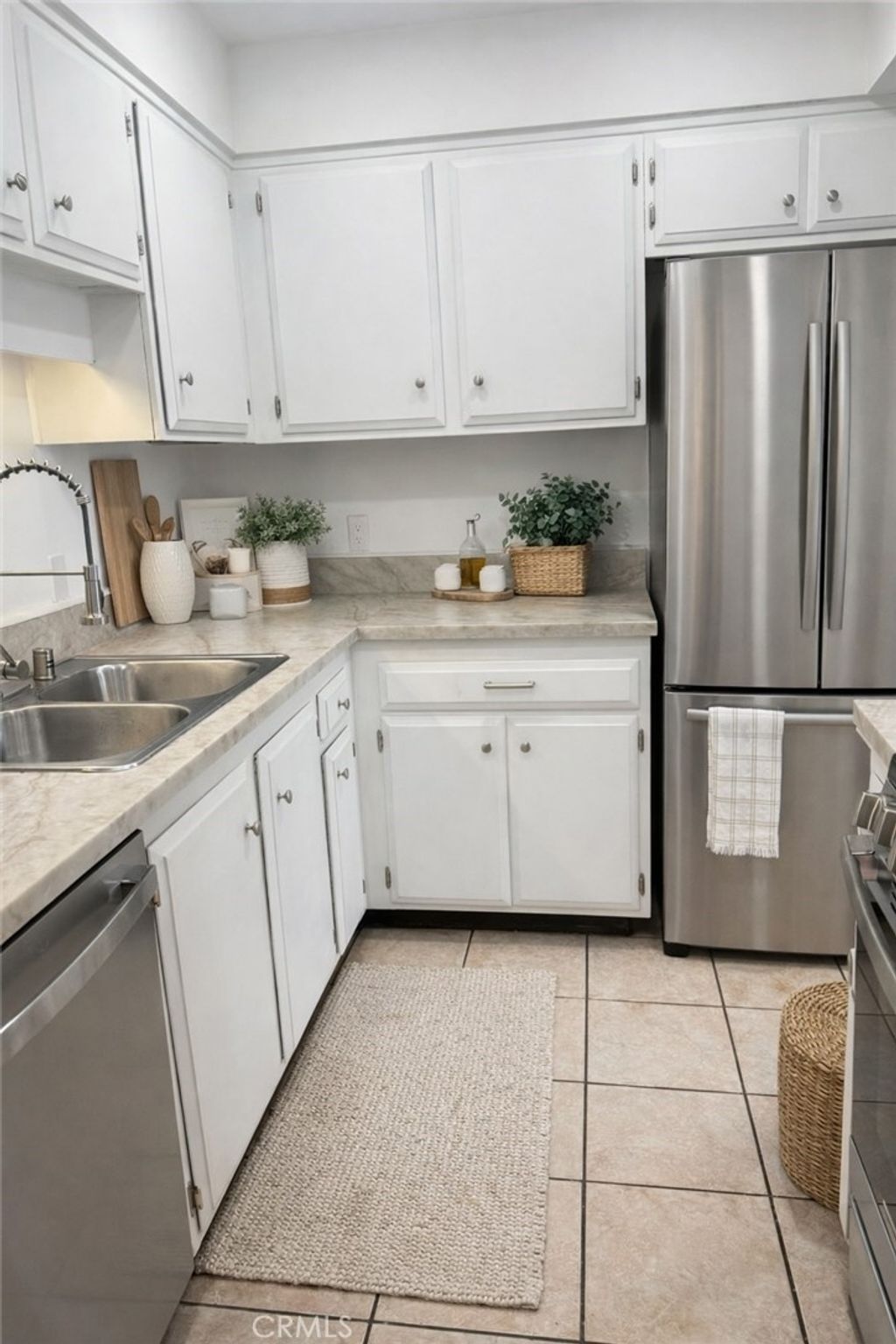 Photo of 1765 W Glenoaks Ave, Anaheim, CA 92801 (MLS # PW26003280)